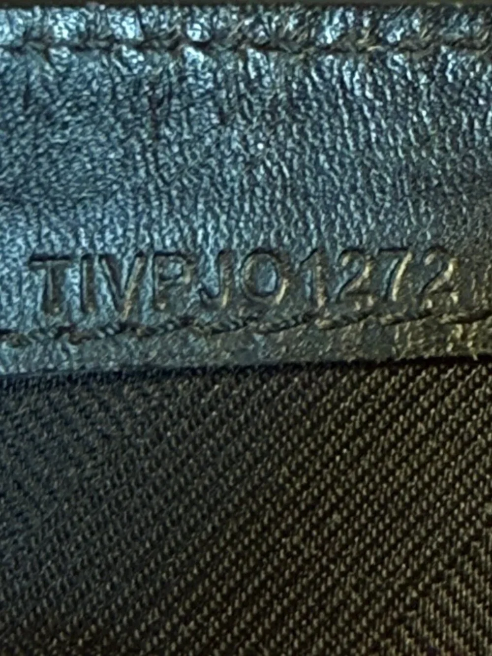 Burberry Mens Vintage Black Leather Bifold Wallet with Coin Pocket and COA